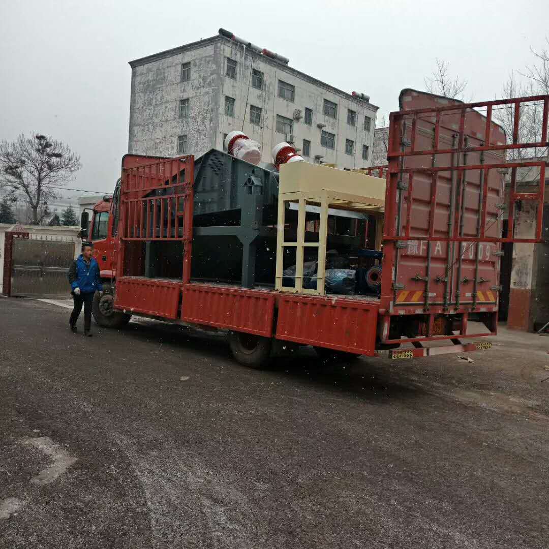 發往安陽滑縣的1840細沙回收脫水一體機